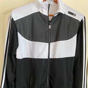 Adidas medium weight men's jacket